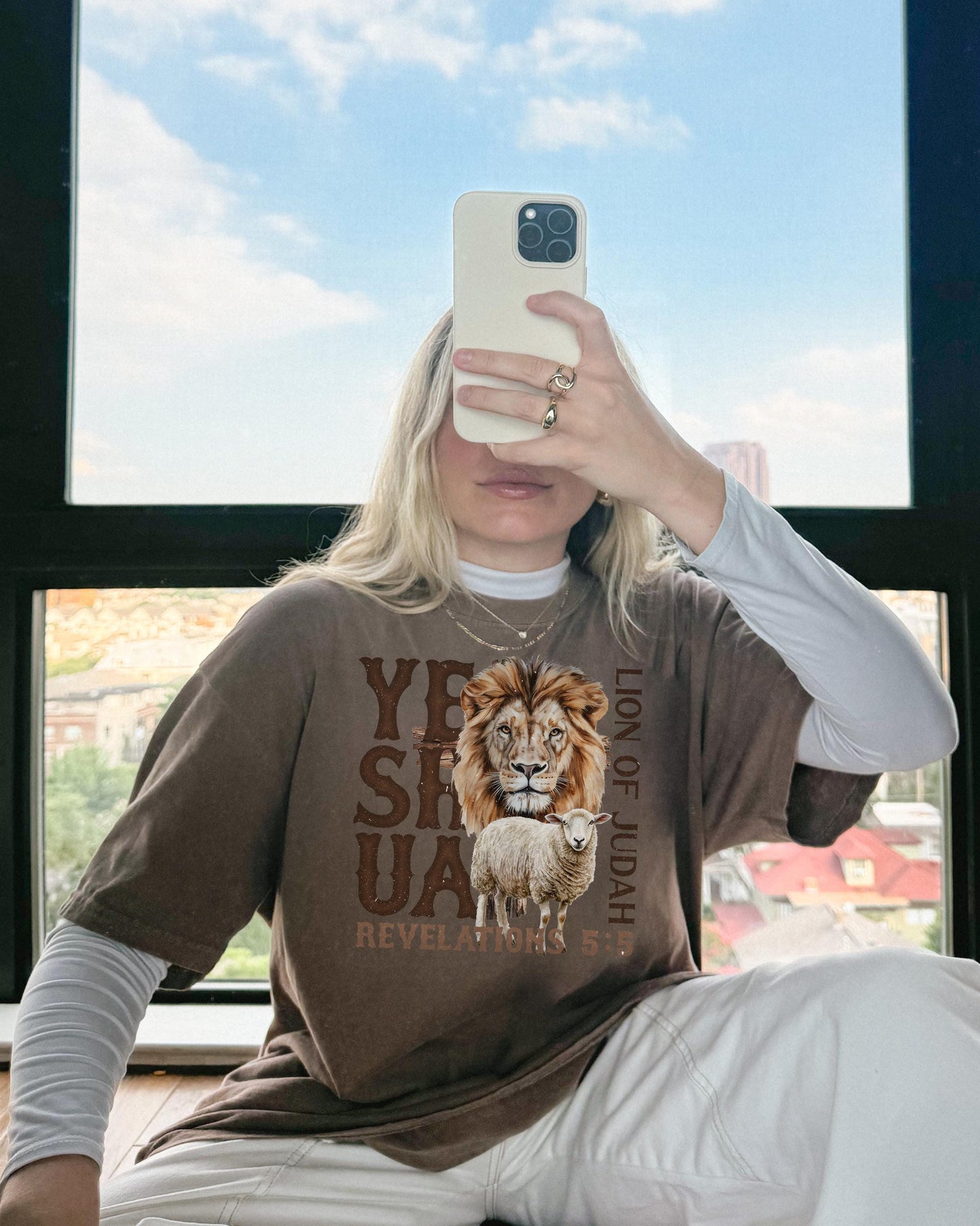 Yeshua Lion of Judah Shirt, Christian Graphic Tee, Revelation 5:5 Bible Verse Shirt, Jesus Tee, Faith-Based Oversized Shirt, Lamb of God Tee