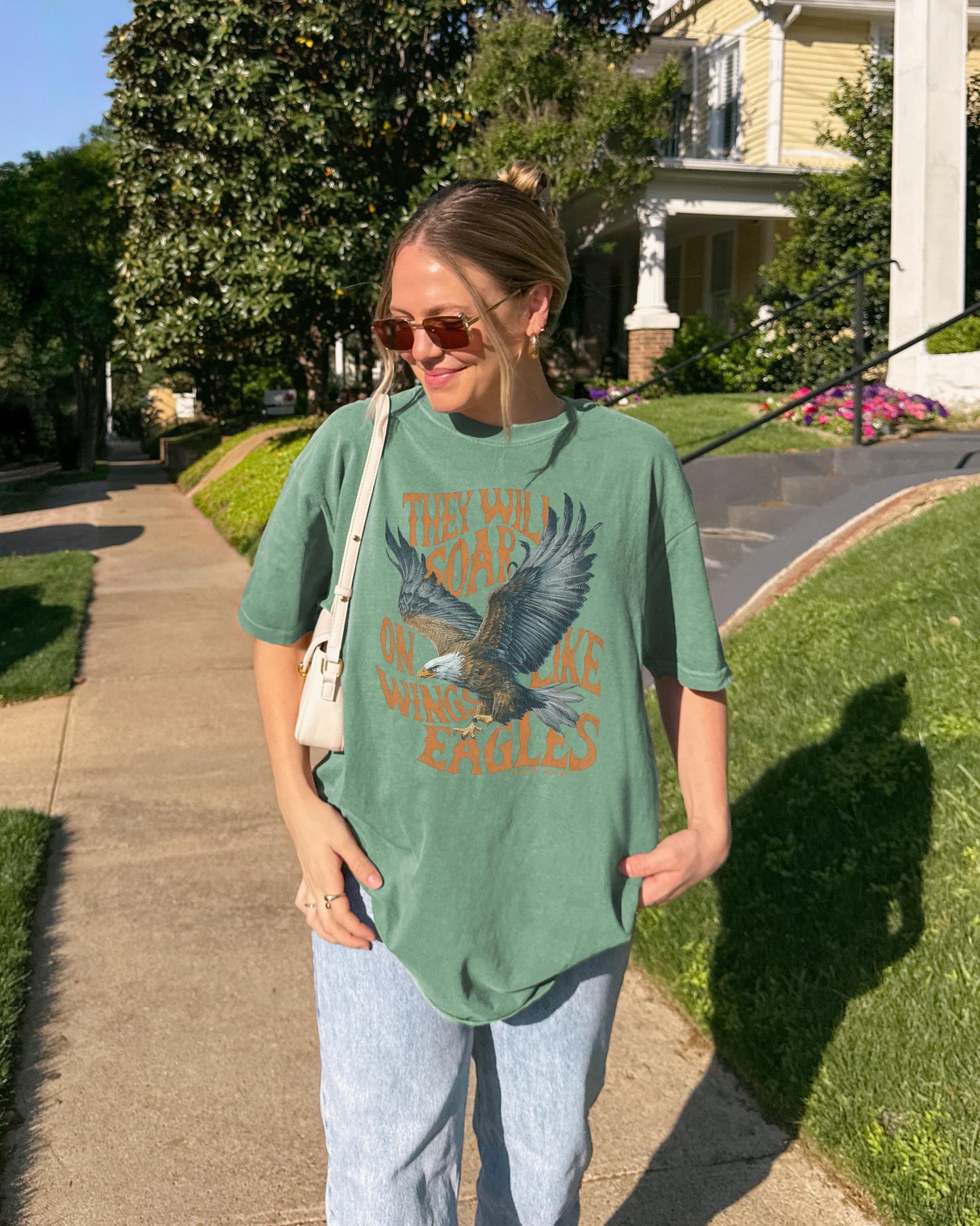 Soar on Wings Like Eagles T-Shirt, Christian T-Shirt, Isaiah 40:31 Bible Verse Tee, Faith-Based Graphic Tee, Vintage Christian Tee, Gift